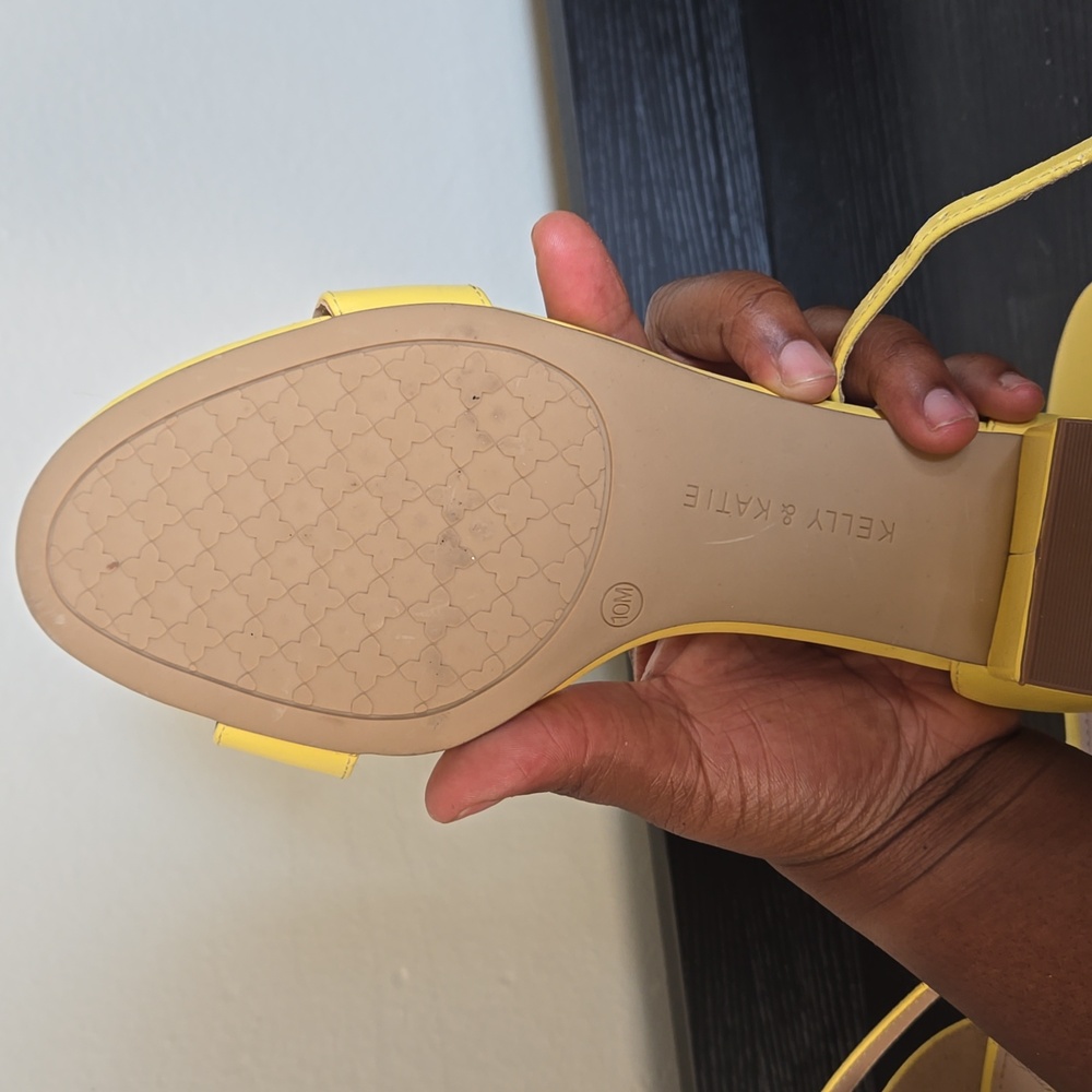 Block Heel - Picture 5 of 7